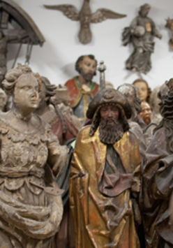 figury z kolekcji Muzeum Archidiecezjalnego