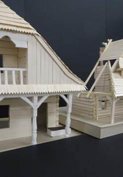 makiety drewnianych domków, fot. http://rezerwat.muzarp.poznan.pl