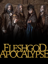 Zdjęcie na którym widać członków zespołu w stylizowanych strojach. Na zdjęciu, w dolnej części, żółto-złoty napis z nazwą zespołu.