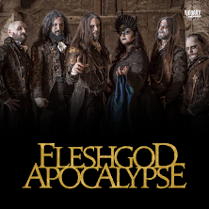 Zdjęcie na którym widać członków zespołu w stylizowanych strojach. Na zdjęciu, w dolnej części, żółto-złoty napis z nazwą zespołu.