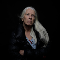 Fotografia kobiety - jedna z praz na wystawie.