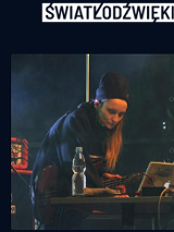 Ciemna fotografia Artystki.