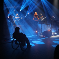 FRAZY. Z ciemności do gwiazd