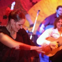 gitarzyska i tancerka