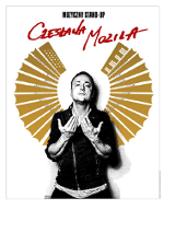 Ilustracja przedstawia stojącego Czesława Mozila, do zdjęcia dorysowano grafikę rozciągniętego akordeonu stylizowanego na skrzydła husarskie.