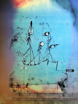 Obraz przedstawia metalowe ćwierkające ptaki na niebieskim tle (na podstawie obrazu Paula Klee pt. "Ćwierkająca maszyna")