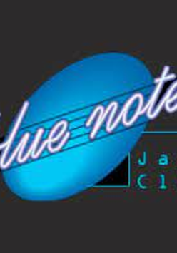 Na grafice logo klubu Blue Note.