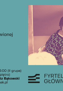 Grafika zawiera informacje dotyczące warsztatów poezji mówionej prze/przyszłość w ramach rezydencji społeczno-artystycznych. Po prawej stronie znajduje się fotografia, na której widać starszą kobietę czytającą coś z kartki trzymanej w dłoniach.