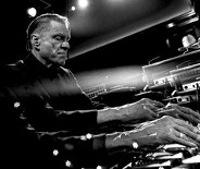 Na grafice plakat wydarzenia.