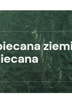 na ciemnozielonym tle biały tytuł spektaklu