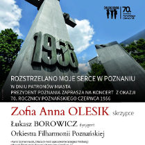Zdjęcie od dołu pomnika Poznańskiego Czerwca 1956. Pomnij to dwa krzyże przewiązane sznurem.