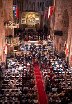 Koncert w poznańskiej katedrze.