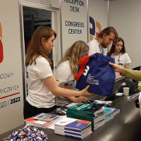 Kongres jakich mało