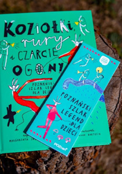 książka i folder, fot. Ł. Gdak