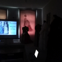 Latem też w gorsecie