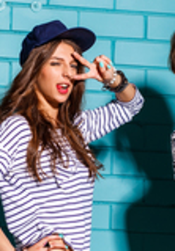 Zdjęcie promuje warsztaty Lato z fotografią dla młodzieży.