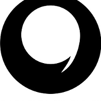 Logotyp Galerii Piekary. Przypomina czarne koło z wpisanym wewnątrz białym apostrofem.