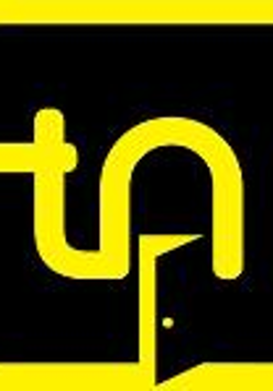 Czarno-żółte logo Teatru: połączone litery "t" i "n" i zarys otwartych drzwi.