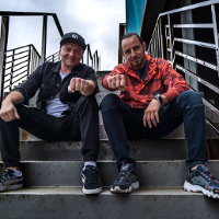 Magia, miecz i garbaty anioł