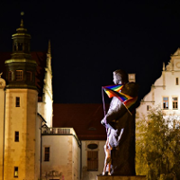 Mickiewicz pod tęczową flagą