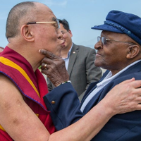 MILLENIUM DOCS. Kurs radości