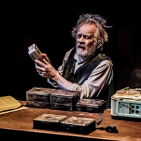 Mistrz z pomocą mistrza mówi o mistrzu