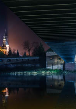 nocny widok z Bramy Poznania na Katedrę, fot. Ł. Gdak