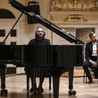 O dwóch takich, co porwali publiczność