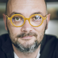 O tym, co tu i teraz