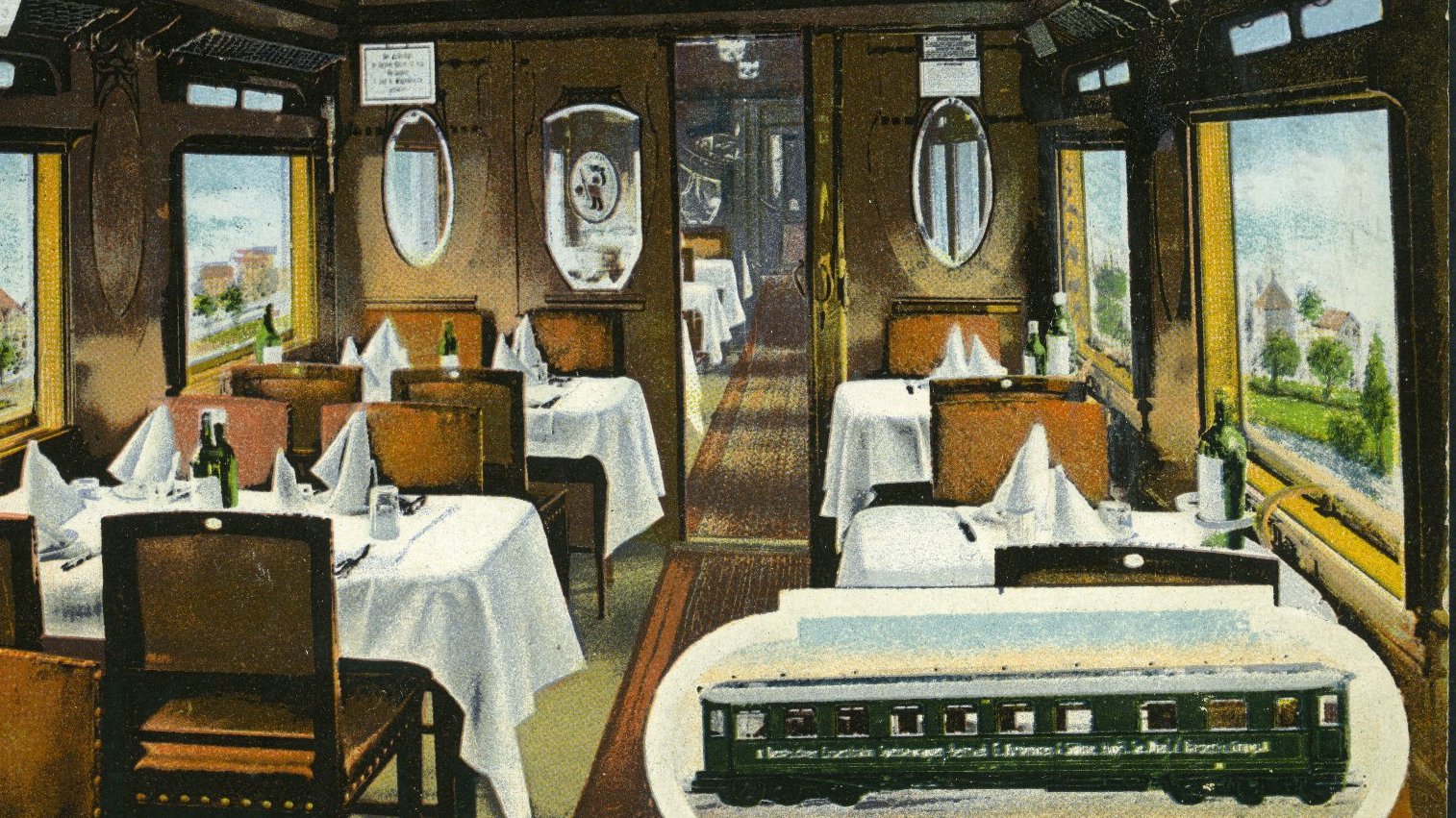 Pocztówka, na której znajduje się wnetrze wagonu restauracyjnego w pociągu. Rząd stołów z obrusami. Za oknem widok miasta.