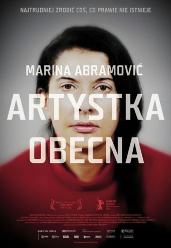 "Marina Abramović - artystka obecna" - grafika artykułu