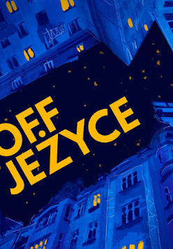 Ilustraca przedstawia jeżyckie kamienice nocą. W niektórych oknach świeci się żółte światło. Widok jest skierowany w stronę rozgwieżdżonego nieba, na którym żółtym kolorem napisano: "OFF Jeżyce".