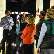 Oprowadzanie dla seniorek i seniorów