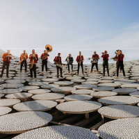 Orkiestra techno gra