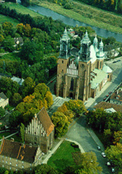 panorama Ostrowa Tumskiego
