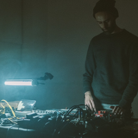 Pawilon is connected