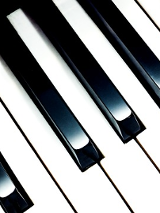Na obrazku widać klawisze pianina