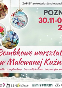 Plakat: 4 kolorowe bombki wiszą na sznureczkach.