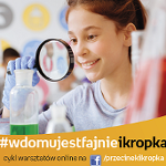 Dziewczynka z lupą, na dole nazwa cyklu