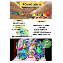 Na górze dłonie jedna na drugiej, na dole dziecko zakrywa pomalowanymi dłońmi twarz, na środku tekst.