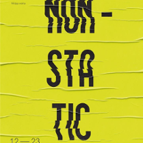 Na żółtym tle widać czasny ekspresyjny napis Non Sta Tic.