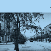 Dwa zdjęcia ukazujące dawne ulice Łazarza. Wszystko pokryte niebieskim filtrem.