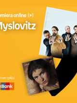 Plakat ze zdjęciem członków zespołu i okładką płyty. Białe napisy informujące o wydarzeniu na pomarańczowym tle.