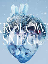 Na jasnoniebieskim tle widnieje zawieszone duże lodowe anatomiczne serce, w miejscu aorty lodowe bryłki.