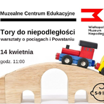 zdjecie drewnianej kolejki wjezdzajacej na wiadukt