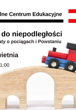 zdjecie drewnianej kolejki wjezdzajacej na wiadukt