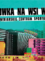 zdjęcie blokowiska na którym zamiast budynku znajduje się powiększony akordeon