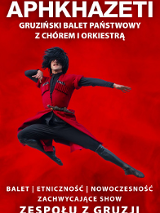 Czarnowłosa postać w czerwonym kimonie w trakcie wykonywania figury tanecznej. Białe napisy na czerwonym tle informujące o wydarzeniu.