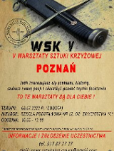Plakat jest w jasnobrązowych barwach, napisay są w koloze czerwonym oraz czarnym. Wszystkie informacje opisane na plakacie zostay opisane w opisie.