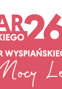 Biało-malinowe napisy, kwiaty po bokach.